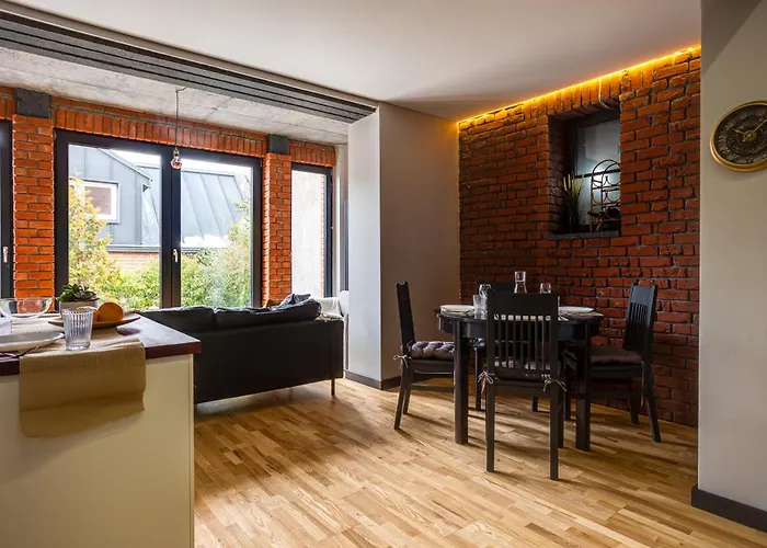 Loftowy Przy Stawie, Blisko Zoo, Aquaparku I Lasow - Parking Dla 4 Aut Daire Poznan