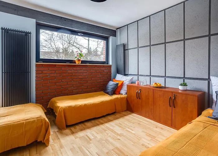 Daire Loftowy Przy Stawie, Blisko Zoo, Aquaparku I Lasow - Parking Dla 4 Aut Poznan