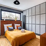 Loftowy Przy Stawie, Blisko Zoo, Aquaparku I Lasow - Parking Dla 4 Aut Daire *