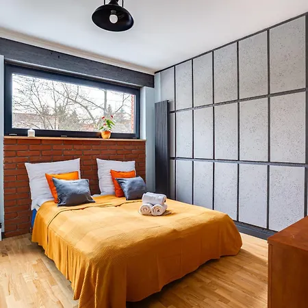 Loftowy Przy Stawie, Blisko Zoo, Aquaparku I Lasow - Parking Dla 2 Aut Apartment *