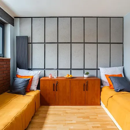 Loftowy Apartament Przy Stawie, Blisko Zoo, Aquaparku I Lasow - Parking Dla 4 Aut Познань