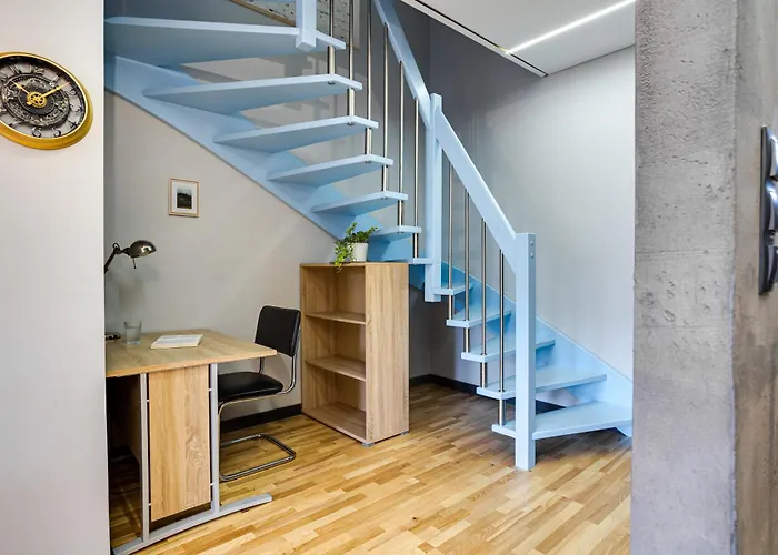 Loftowy Apartament Przy Stawie, Blisko Zoo, Aquaparku I Lasow - Parking Dla 4 Aut Познань