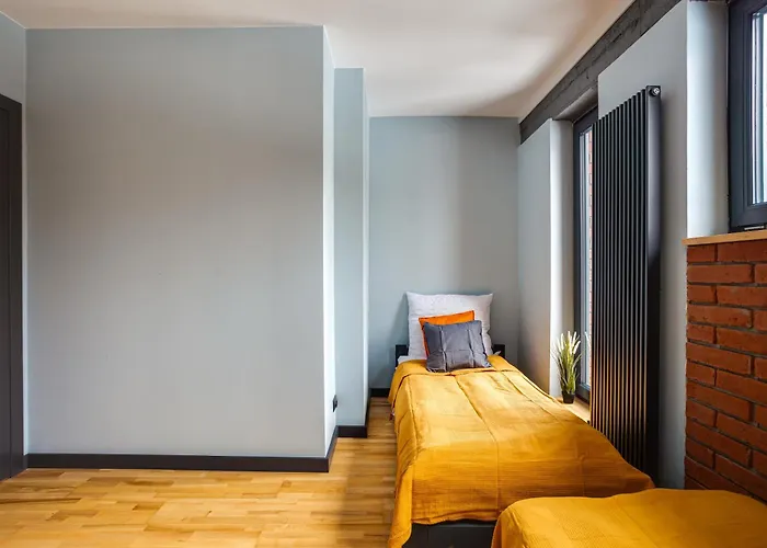 Loftowy Apartament Przy Stawie, Blisko Zoo, Aquaparku I Lasow - Parking Dla 4 Aut