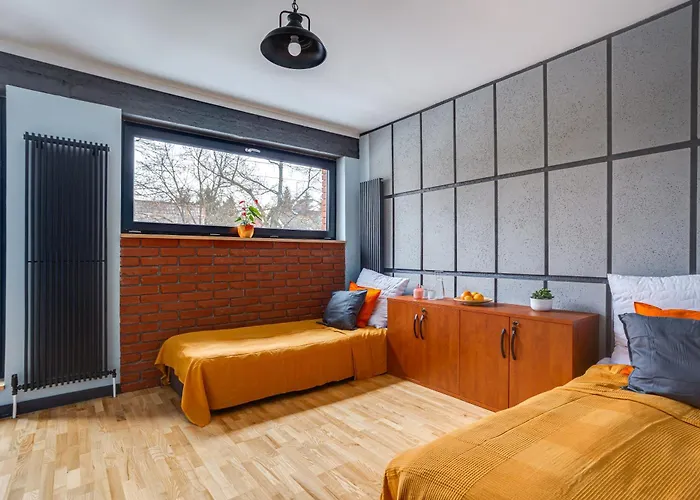 Loftowy Apartament Przy Stawie, Blisko Zoo, Aquaparku I Lasow - Parking Dla 4 Aut Апартаменты