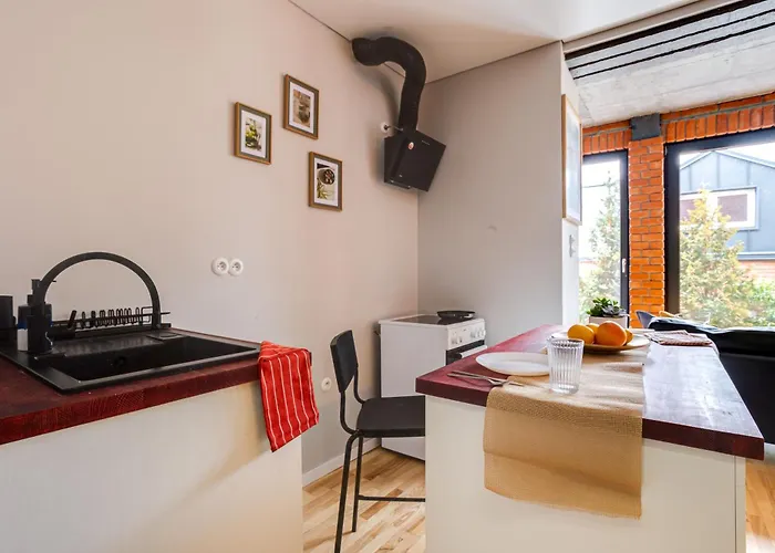 Апартаменты Loftowy Apartament Przy Stawie, Blisko Zoo, Aquaparku I Lasow - Parking Dla 4 Aut